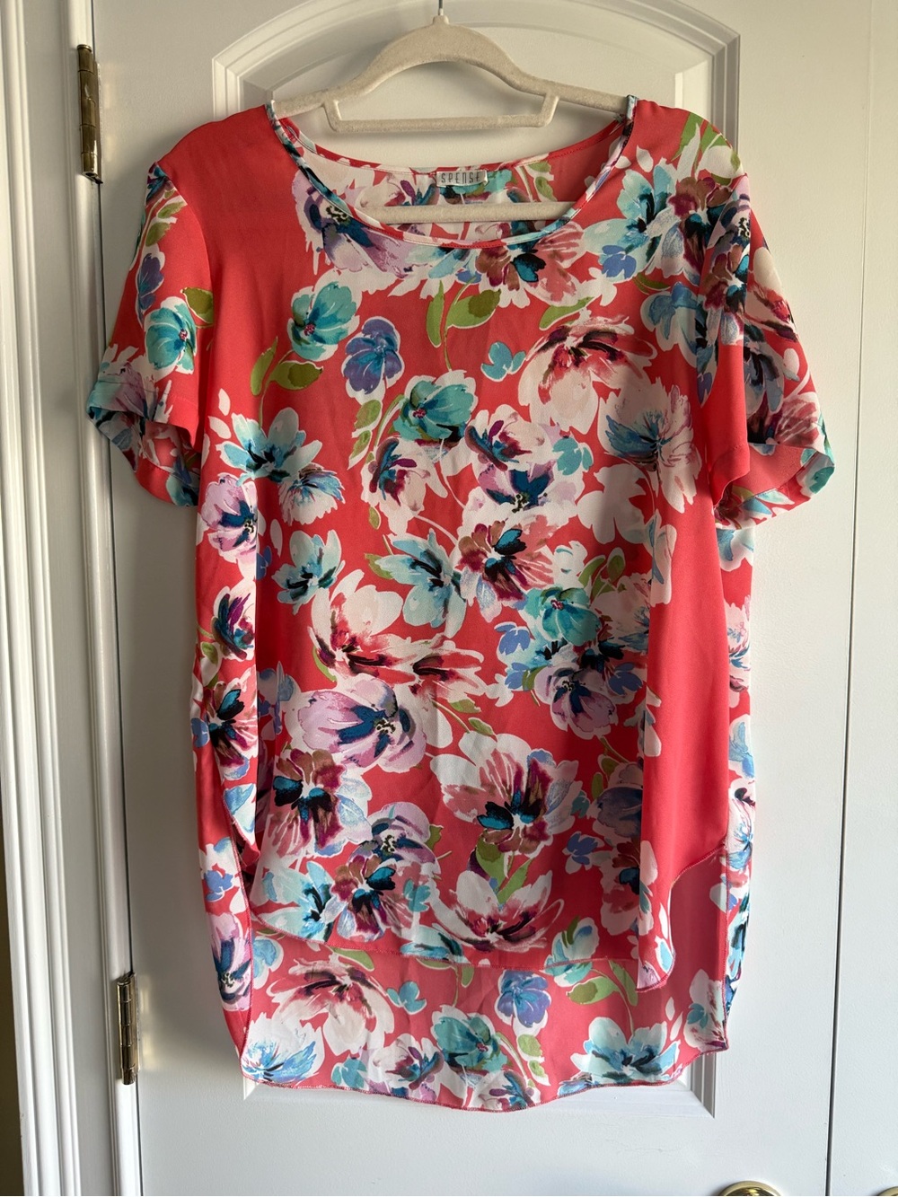 Women’s Floral Short Sleeve Top by Spence, Hi/Low Hem, fits like sz. Large, EUC!